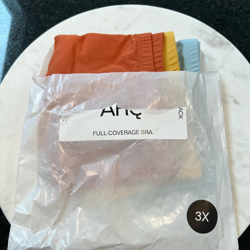 ARQ full coverage bra 3-pack, NWT